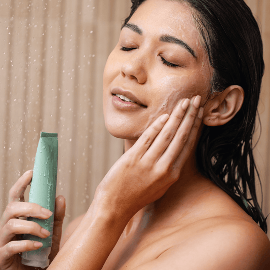 Calming Cleanser (con posbióticos)